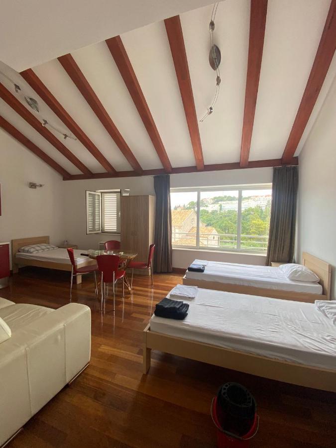 Dbk Studio Apartman Lägenhet