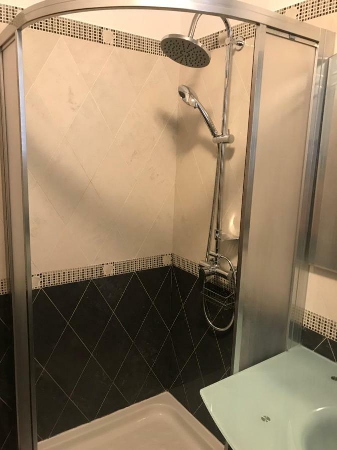 Dbk Studio Apartman Lägenhet